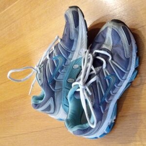 Y2K Nike Air Casual Tennis Shoes Running Sneakers Women 7.5